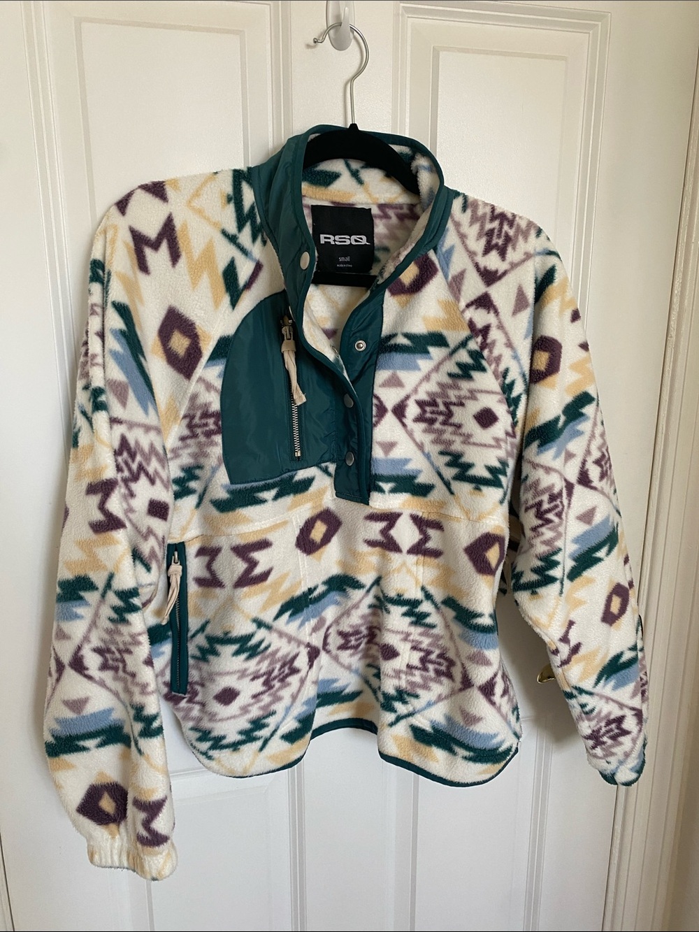 RSQ Aztec Fleece Pullover Jacket with Pockets and Snap Front Size S